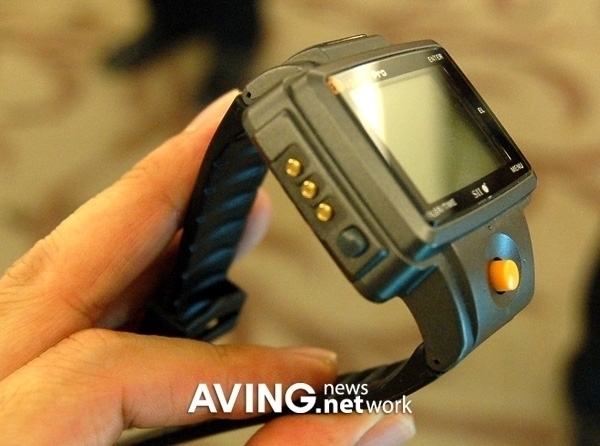 Another SEIKO wrist watch with computer with electronic scheduler