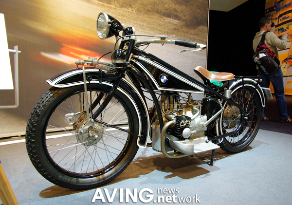 BMW to present its 1924 motorcycle model 'BMW R32'