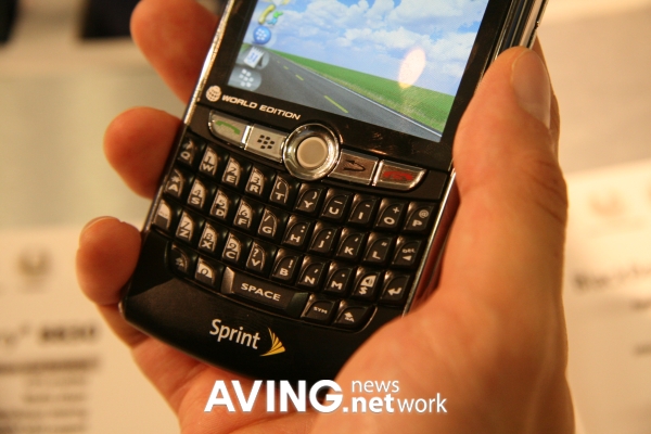 BlackBerry to present its CDMA smartphone '8830 World Edition'