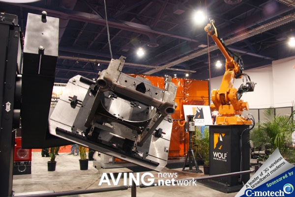 Wolf Robotics to exhibit its new welding positioner 'SkyHook Lift 5000'