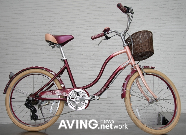 SAMCHULY to launch its new female bicycle designed by Andre Kim