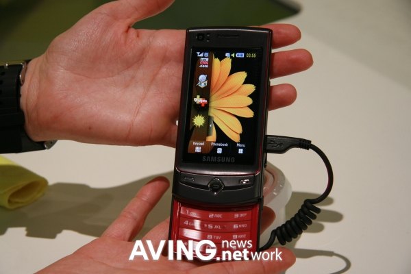 Samsung to unveil its full-touch screen phone 'Ultra Touch'