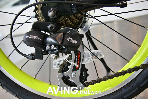 SAMCHULY to launch a new stylish bicycle designed by Andre Kim