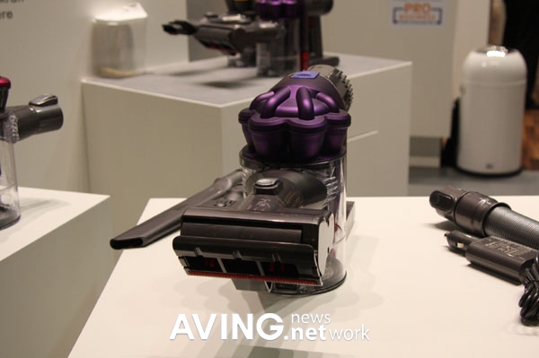 Dyson to showcase its vacuum cleaner 'DC30 and DC31' with its digital ...