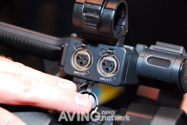 Sony to present its HD Handycam camcorder 'HDR-AX2000'