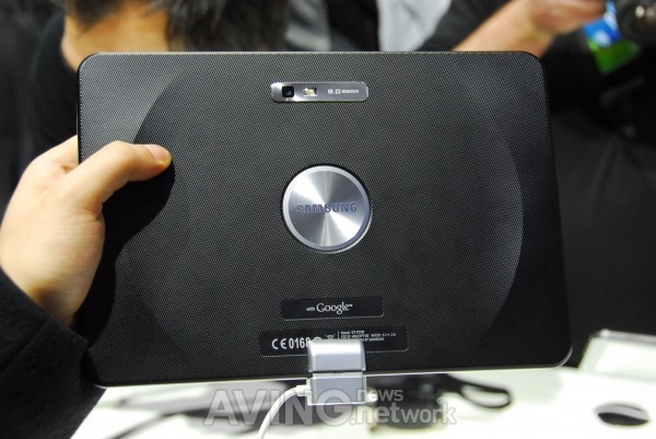 [MWC2011] 10-inch Tablet PC 'Galaxy Tab 10.1' of Samsung