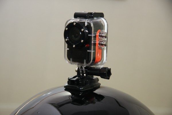 Amon drawing attention with its HD class sport and active camera, “I ...