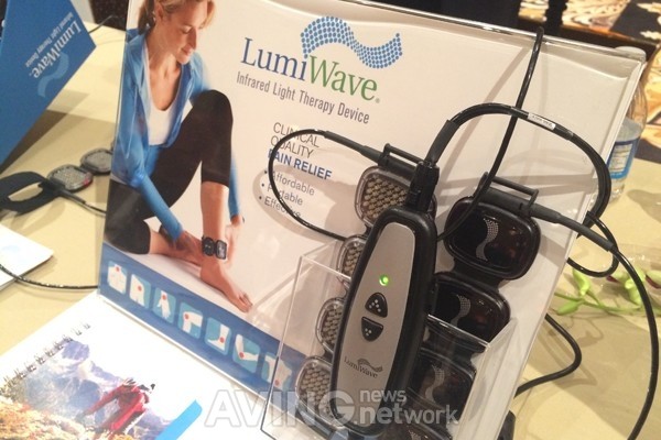[CES 2016] BioCare Systems Introduced an Infrared Lamp 'LumiWave'