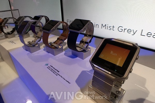 [CES 2016] Smart Fitness Watch 'Fitbit'