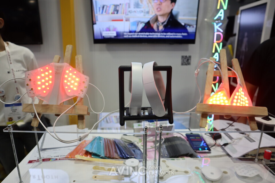 KDNA Introduced IR LED Patch at CES 2023… Aims to Provide ‘Humanwear ...