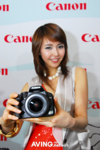 Canon unveiled an entry-level DSLR 'EOS 450D' in Korea < Tech