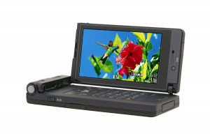 Panasonic begins delivery of 'P906i' handsets to NTT