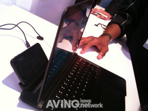 atrix smart phone or netbook HD display
